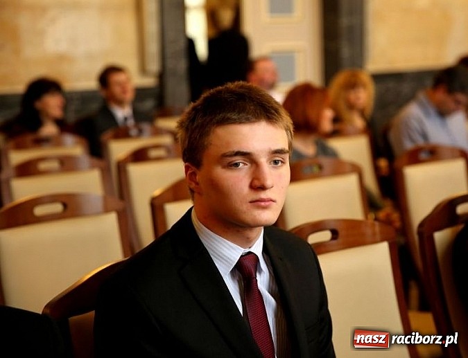 Zdjęcie w galerii na portalu naszraciborz.pl: Uczniowie SMS-u stypendystami ministra wiadomości z regionu