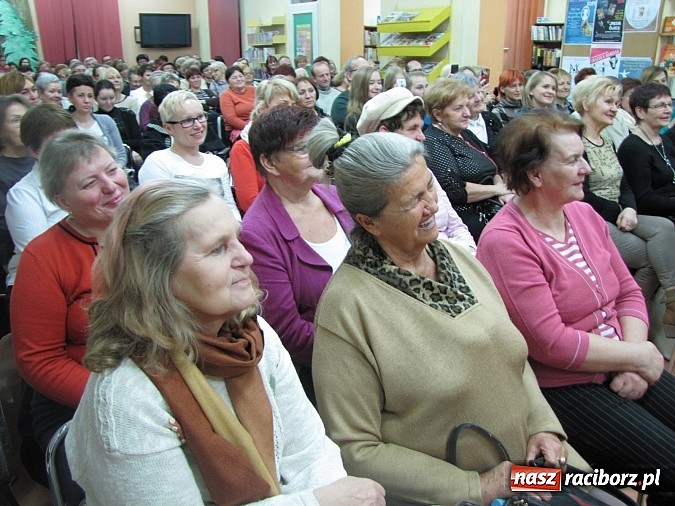 Zdjęcie w galerii na portalu naszraciborz.pl: Urszula Dudziak w Raciborzu: Najważniejszy jest stan umysłu wiadomości z regionu