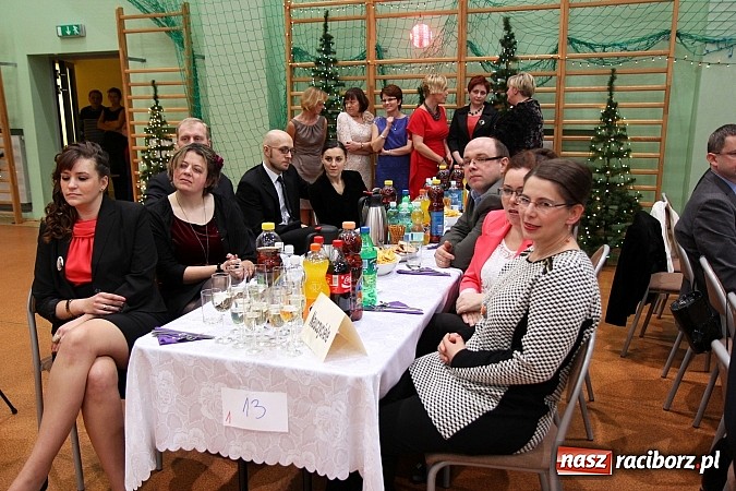 Zdjęcie w galerii na portalu naszraciborz.pl: Bal maturalny raciborskiego Ekonomika wiadomości z regionu