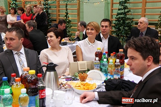 Zdjęcie w galerii na portalu naszraciborz.pl: Bal maturalny raciborskiego Ekonomika wiadomości z regionu