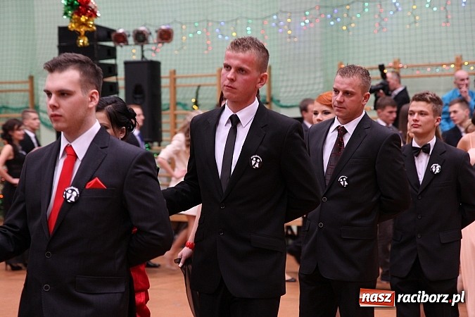 Zdjęcie w galerii na portalu naszraciborz.pl: Bal maturalny raciborskiego Ekonomika wiadomości z regionu