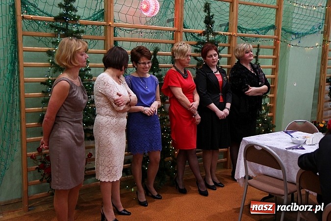 Zdjęcie w galerii na portalu naszraciborz.pl: Bal maturalny raciborskiego Ekonomika wiadomości z regionu