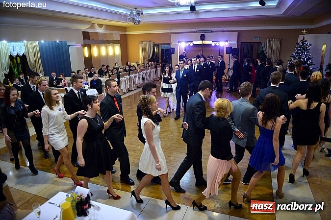 Zdjęcie w galerii na portalu naszraciborz.pl: Foto Perła przedstawia - szalona zabawa maturzystów z Budowlanki wiadomości z regionu