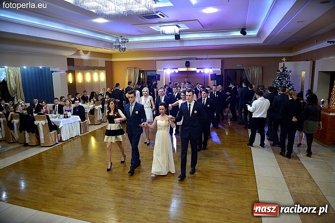 Zdjęcie w galerii na portalu naszraciborz.pl: Foto Perła przedstawia - szalona zabawa maturzystów z Budowlanki wiadomości z regionu