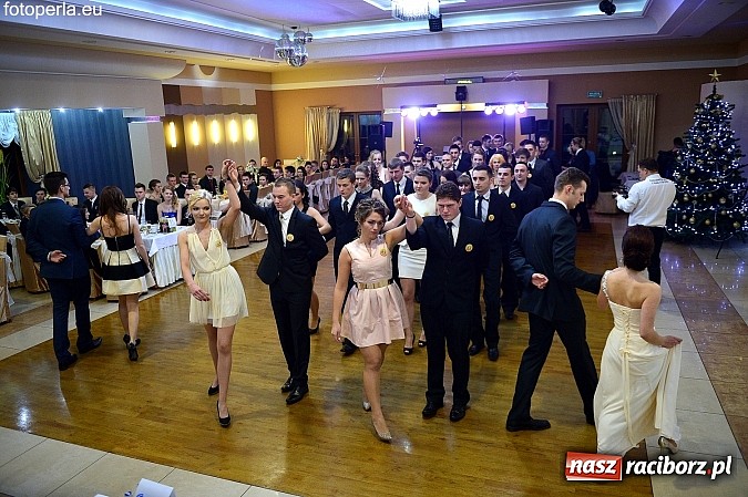 Zdjęcie w galerii na portalu naszraciborz.pl: Foto Perła przedstawia - szalona zabawa maturzystów z Budowlanki wiadomości z regionu