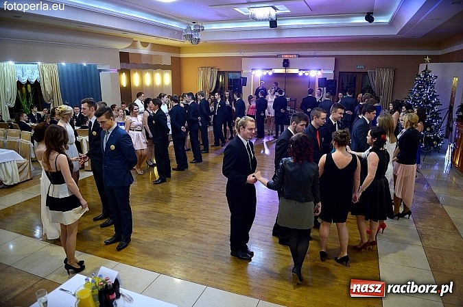 Zdjęcie w galerii na portalu naszraciborz.pl: Foto Perła przedstawia - szalona zabawa maturzystów z Budowlanki wiadomości z regionu