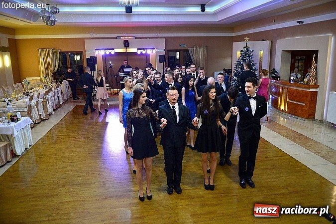 Zdjęcie w galerii na portalu naszraciborz.pl: Foto Perła przedstawia - szalona zabawa maturzystów z Budowlanki wiadomości z regionu