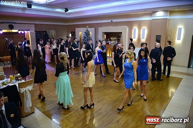 Zdjęcie w galerii na portalu naszraciborz.pl: Foto Perła przedstawia - szalona zabawa maturzystów z Budowlanki wiadomości z regionu