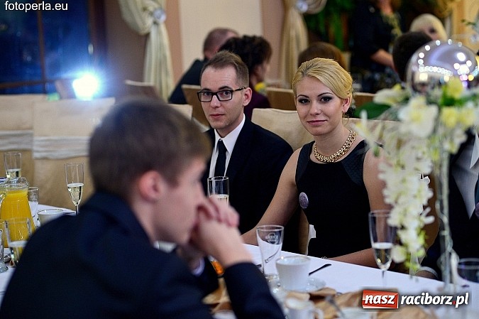 Zdjęcie w galerii na portalu naszraciborz.pl: Foto Perła przedstawia - szalona zabawa maturzystów z Budowlanki wiadomości z regionu