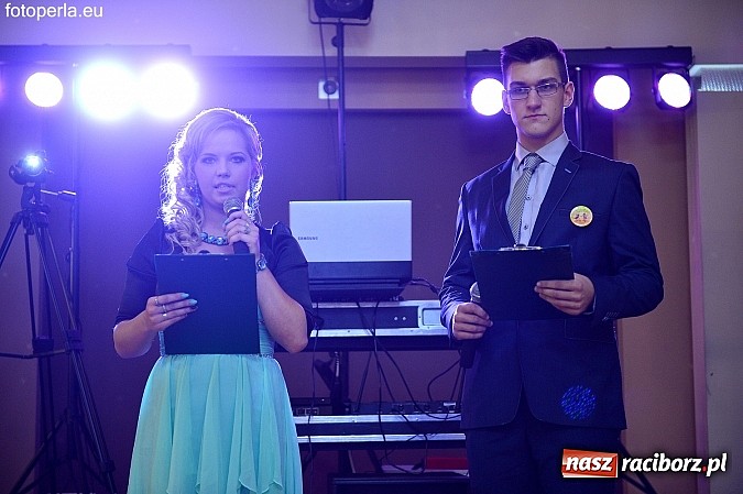 Zdjęcie w galerii na portalu naszraciborz.pl: Foto Perła przedstawia - szalona zabawa maturzystów z Budowlanki wiadomości z regionu