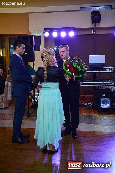 Zdjęcie w galerii na portalu naszraciborz.pl: Foto Perła przedstawia - szalona zabawa maturzystów z Budowlanki wiadomości z regionu