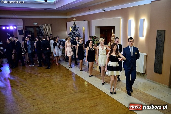 Zdjęcie w galerii na portalu naszraciborz.pl: Foto Perła przedstawia - szalona zabawa maturzystów z Budowlanki wiadomości z regionu