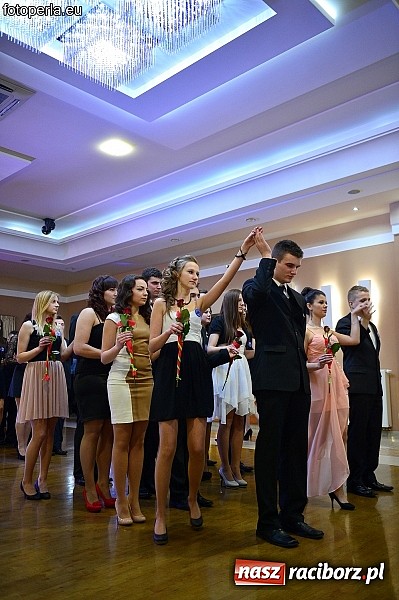 Zdjęcie w galerii na portalu naszraciborz.pl: Foto Perła przedstawia - szalona zabawa maturzystów z Budowlanki wiadomości z regionu