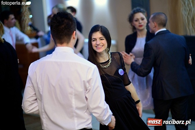 Zdjęcie w galerii na portalu naszraciborz.pl: Foto Perła przedstawia - szalona zabawa maturzystów z Budowlanki wiadomości z regionu