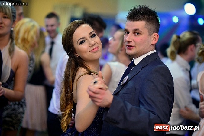 Zdjęcie w galerii na portalu naszraciborz.pl: Foto Perła przedstawia - szalona zabawa maturzystów z Budowlanki wiadomości z regionu