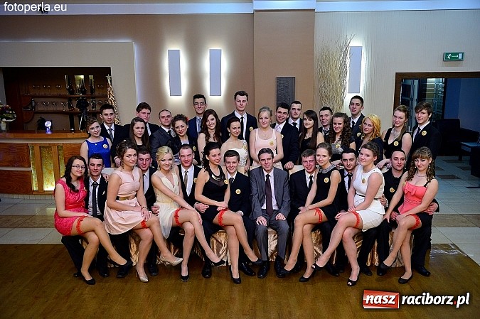 Zdjęcie w galerii na portalu naszraciborz.pl: Foto Perła przedstawia - szalona zabawa maturzystów z Budowlanki wiadomości z regionu