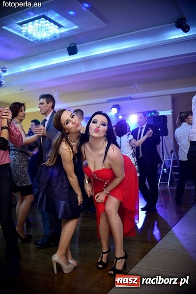 Zdjęcie w galerii na portalu naszraciborz.pl: Foto Perła przedstawia - szalona zabawa maturzystów z Budowlanki wiadomości z regionu