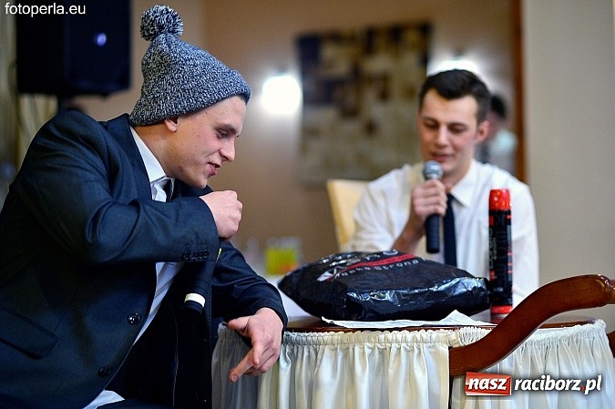 Zdjęcie w galerii na portalu naszraciborz.pl: Foto Perła przedstawia - szalona zabawa maturzystów z Budowlanki wiadomości z regionu