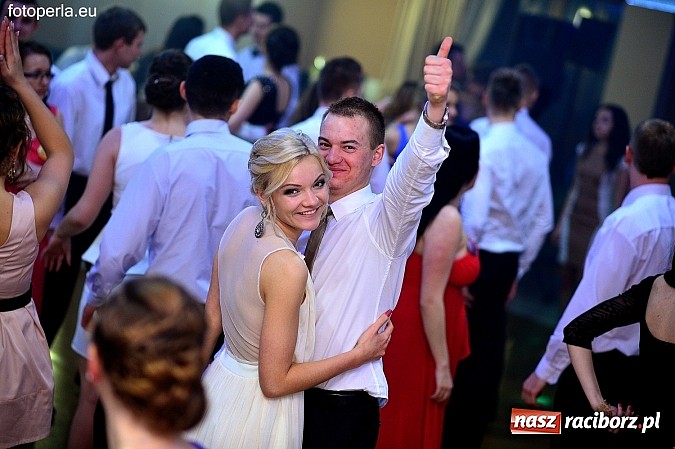 Zdjęcie w galerii na portalu naszraciborz.pl: Foto Perła przedstawia - szalona zabawa maturzystów z Budowlanki wiadomości z regionu