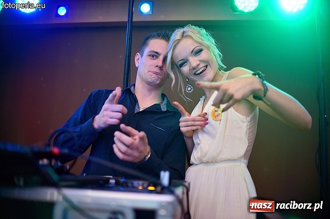 Zdjęcie w galerii na portalu naszraciborz.pl: Foto Perła przedstawia - szalona zabawa maturzystów z Budowlanki wiadomości z regionu