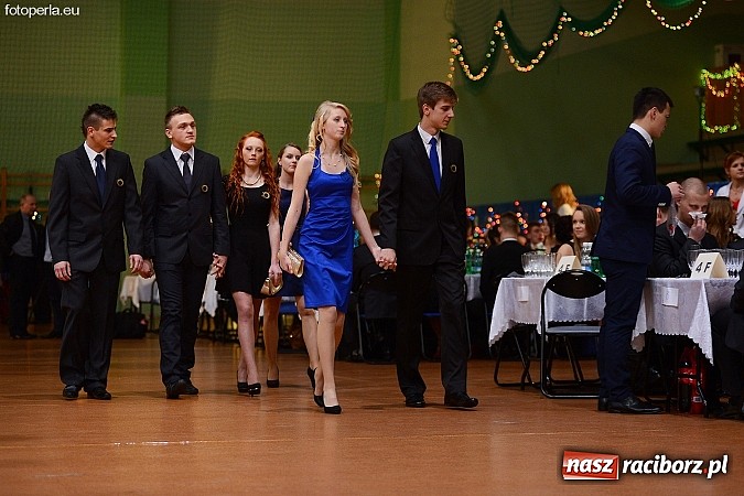 Zdjęcie w galerii na portalu naszraciborz.pl: Foto Perła przedstawia - Ekonomik roztańczył Arenę Rafako wiadomości z regionu