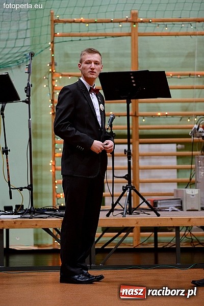 Zdjęcie w galerii na portalu naszraciborz.pl: Foto Perła przedstawia - Ekonomik roztańczył Arenę Rafako wiadomości z regionu