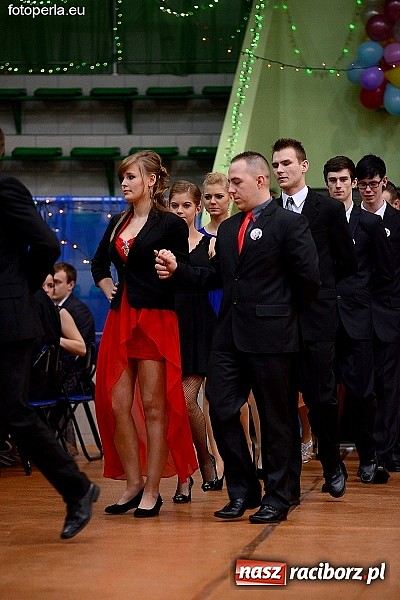 Zdjęcie w galerii na portalu naszraciborz.pl: Foto Perła przedstawia - Ekonomik roztańczył Arenę Rafako wiadomości z regionu