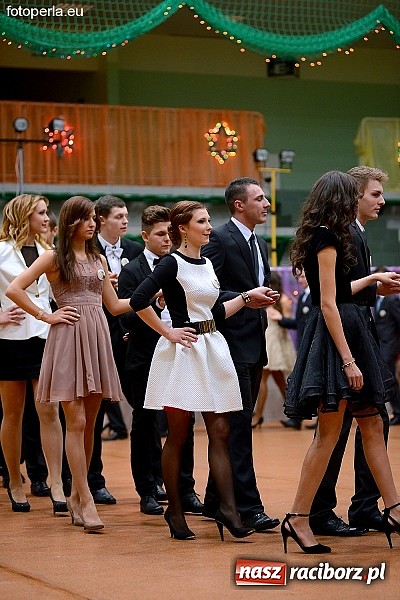 Zdjęcie w galerii na portalu naszraciborz.pl: Foto Perła przedstawia - Ekonomik roztańczył Arenę Rafako wiadomości z regionu