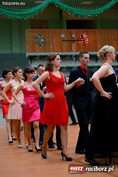 Zdjęcie w galerii na portalu naszraciborz.pl: Foto Perła przedstawia - Ekonomik roztańczył Arenę Rafako wiadomości z regionu