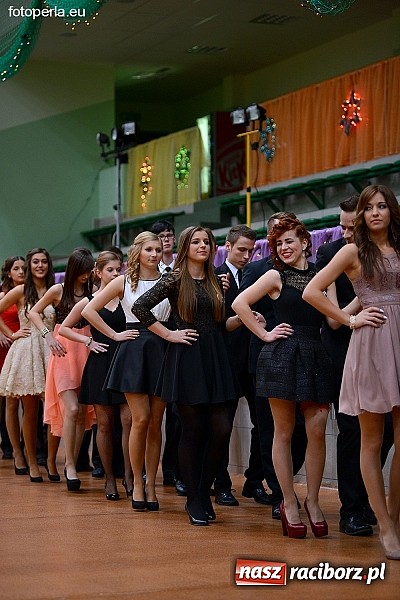 Zdjęcie w galerii na portalu naszraciborz.pl: Foto Perła przedstawia - Ekonomik roztańczył Arenę Rafako wiadomości z regionu