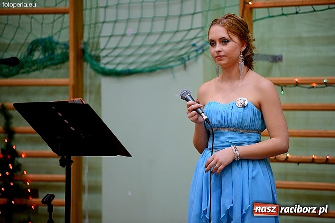 Zdjęcie w galerii na portalu naszraciborz.pl: Foto Perła przedstawia - Ekonomik roztańczył Arenę Rafako wiadomości z regionu