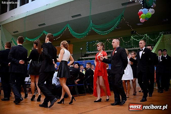 Zdjęcie w galerii na portalu naszraciborz.pl: Foto Perła przedstawia - Ekonomik roztańczył Arenę Rafako wiadomości z regionu