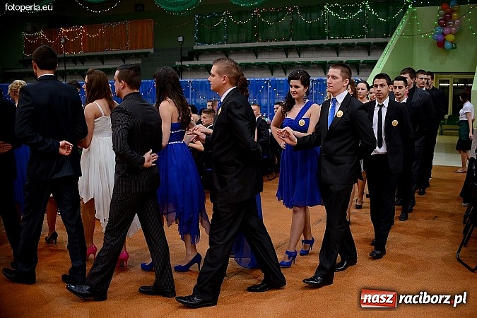 Zdjęcie w galerii na portalu naszraciborz.pl: Foto Perła przedstawia - Ekonomik roztańczył Arenę Rafako wiadomości z regionu