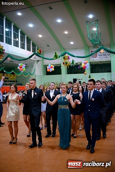 Zdjęcie w galerii na portalu naszraciborz.pl: Foto Perła przedstawia - Ekonomik roztańczył Arenę Rafako wiadomości z regionu