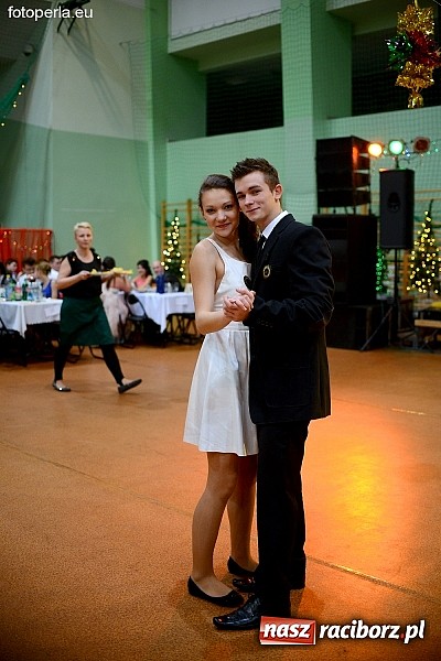 Zdjęcie w galerii na portalu naszraciborz.pl: Foto Perła przedstawia - Ekonomik roztańczył Arenę Rafako wiadomości z regionu