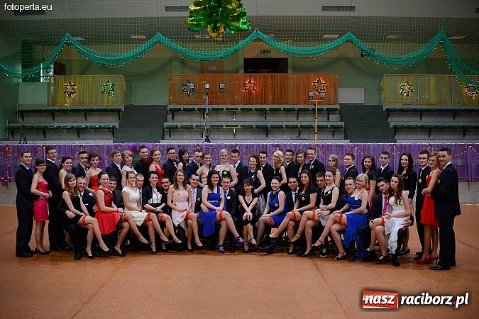 Zdjęcie w galerii na portalu naszraciborz.pl: Foto Perła przedstawia - Ekonomik roztańczył Arenę Rafako wiadomości z regionu