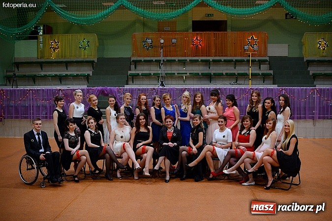 Zdjęcie w galerii na portalu naszraciborz.pl: Foto Perła przedstawia - Ekonomik roztańczył Arenę Rafako wiadomości z regionu