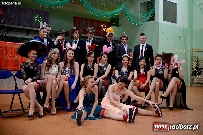 Zdjęcie w galerii na portalu naszraciborz.pl: Foto Perła przedstawia - Ekonomik roztańczył Arenę Rafako wiadomości z regionu