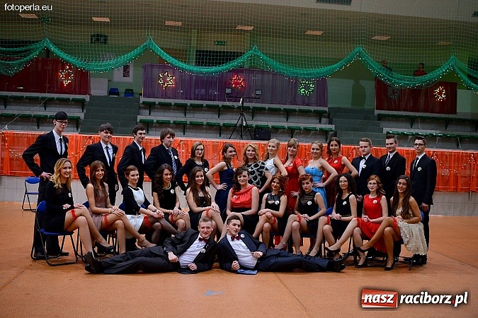 Zdjęcie w galerii na portalu naszraciborz.pl: Foto Perła przedstawia - Ekonomik roztańczył Arenę Rafako wiadomości z regionu
