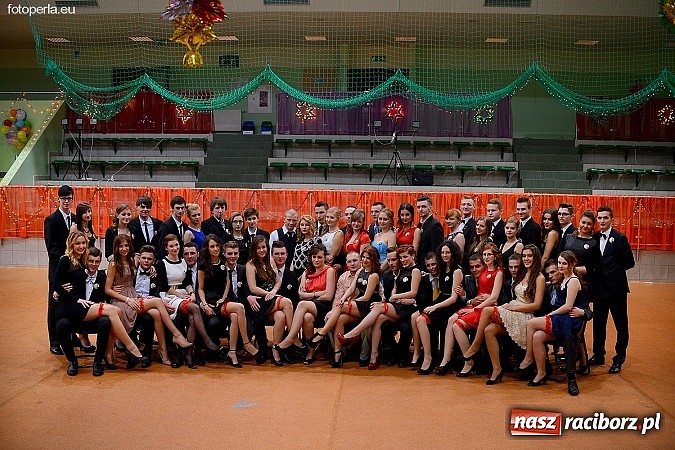 Zdjęcie w galerii na portalu naszraciborz.pl: Foto Perła przedstawia - Ekonomik roztańczył Arenę Rafako wiadomości z regionu