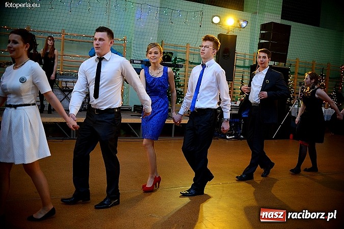 Zdjęcie w galerii na portalu naszraciborz.pl: Foto Perła przedstawia - Ekonomik roztańczył Arenę Rafako wiadomości z regionu