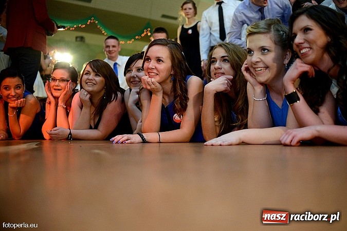 Zdjęcie w galerii na portalu naszraciborz.pl: Foto Perła przedstawia - Ekonomik roztańczył Arenę Rafako wiadomości z regionu