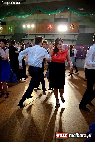 Zdjęcie w galerii na portalu naszraciborz.pl: Foto Perła przedstawia - Ekonomik roztańczył Arenę Rafako wiadomości z regionu