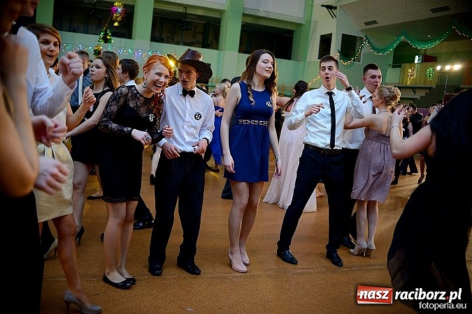 Zdjęcie w galerii na portalu naszraciborz.pl: Foto Perła przedstawia - Ekonomik roztańczył Arenę Rafako wiadomości z regionu