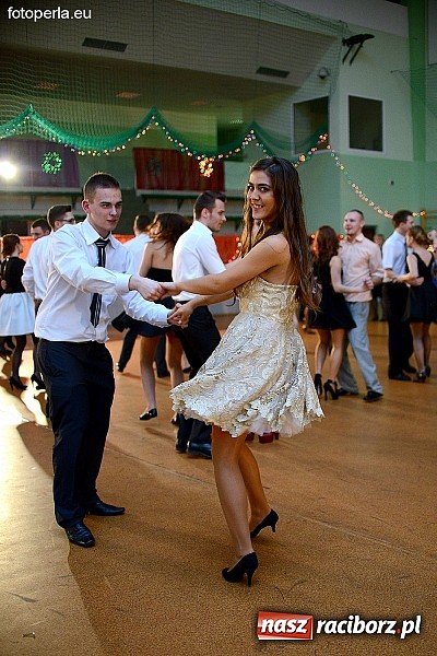 Zdjęcie w galerii na portalu naszraciborz.pl: Foto Perła przedstawia - Ekonomik roztańczył Arenę Rafako wiadomości z regionu