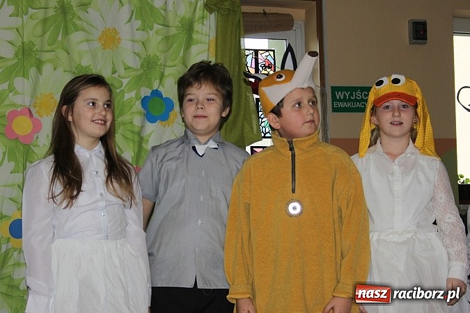 Zdjęcie w galerii na portalu naszraciborz.pl: Dzień babci i dziadka w Wojnowicach wiadomości z regionu