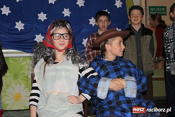 Zdjęcie w galerii na portalu naszraciborz.pl: Dzień babci i dziadka w Wojnowicach wiadomości z regionu