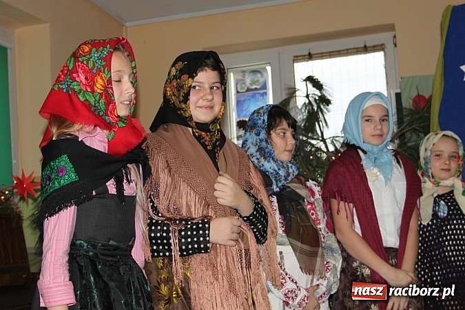 Zdjęcie w galerii na portalu naszraciborz.pl: Dzień babci i dziadka w Wojnowicach wiadomości z regionu