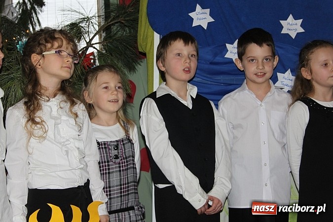 Zdjęcie w galerii na portalu naszraciborz.pl: Dzień babci i dziadka w Wojnowicach wiadomości z regionu