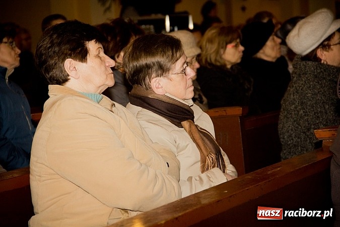 Zdjęcie w galerii na portalu naszraciborz.pl: Wspólne kolędowanie w parafii NSPJ już w najbliższą niedzielę wiadomości z regionu